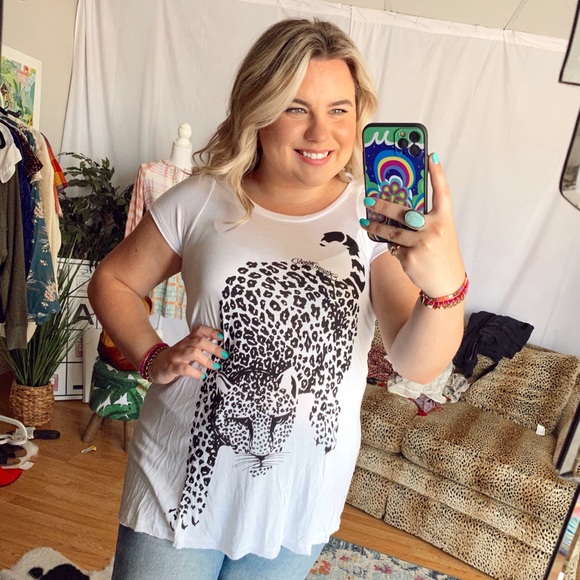 Lauren moshi black white leopard cheetah graphic tee tunic
